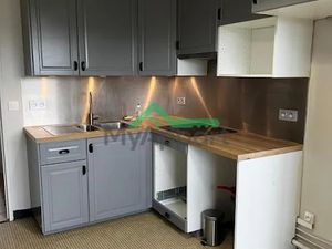 Location meublée appartement 4 pièces 85 m² à Aubervilliers (93300)  2 150 €