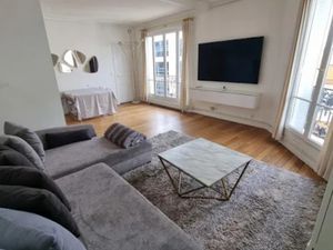 Location meublée appartement 3 pièces 78 m² à Levallois-Perret (92300)  2 550 €
