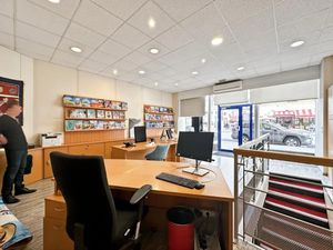 Location locaux professionnels 59 m² à Paris 1er (75001)  5 075 €