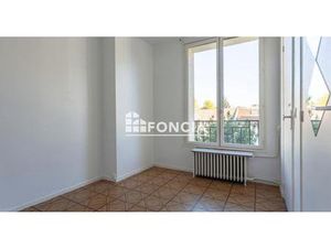 STUDIO FONCTIONNEL - PROCHE DES COMMODITES