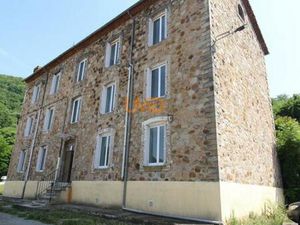 A vendre immeuble de rapport de 380m² à Molière Sur Cèze ( 30410