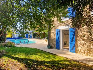 Dpt Charente Maritime (17)  à vendre proche de TONNAY CHARENTE maison P5