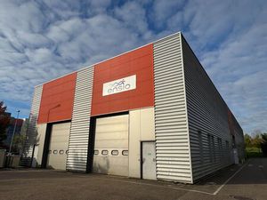 à louer Local commercial 1 664 m² – 18 115 € |Metz-Gare