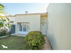 Vente maison 5 pièces 110 m² Rochefort (17300)