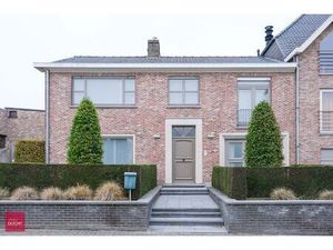 Kwalitatief afgewerkte villa met ruime garage en tuin | Gentsesteenweg