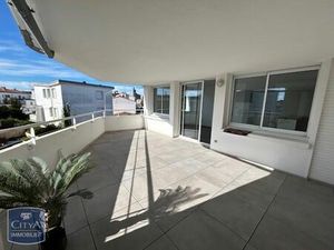 Location appartement 2 pièces 44m2 Royan 17200 - 840 € - Surface Privée