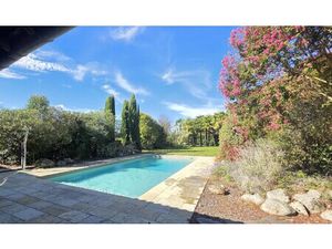 Vente maison 16 pièces