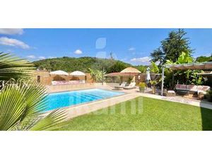 Maison avec piscine et jardin Charmes-sur-l'Herbasse (26)