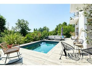 Maison de luxe à vendre dans le quartier Chantegrillet