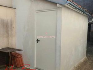 Local de Stockage Sécurisé en Cour Intérieure