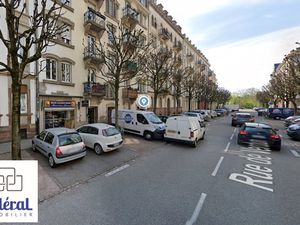 Vente locaux professionnels 100 m² à Strasbourg (67000)  110 000 €