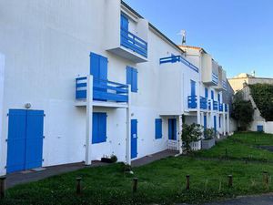 CELEBRE STATION BALNEAIRE DE LONGEVILLE  APPARTEMENT A 50 DES PLAGES AVEC PARKING ET BALCO