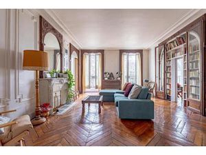 PARIS 18 • PIGALLE • 140M2 • VIAGER OCCUPÉ • HOMME 78 ANS