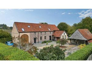 Huis te huur in Roosdaal met 6 slaapkamers