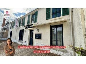 Maison Les Montils 10 pièce(s) 220 m2