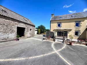 House for sale PLOUGUIN 6 pièce(s) 126m2 395 000€