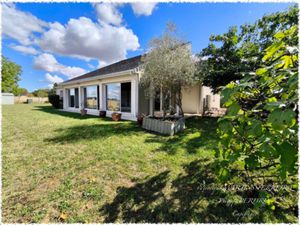 House for sale SAINT DOULCHARD 5 pièce(s) 138m2 353 000€