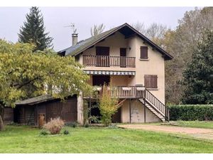 Vente villa 5 pièces 108 m² à Saint-Béat (31440)  198 000 €