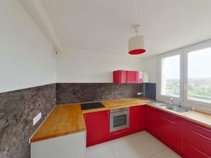 Location Appartement 3 pièces 71m² CHATELLERAULT 86100