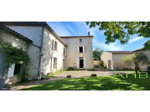 Maison bourgeoise d'exception 12 pièces Matha - 17160