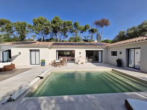 Vente maison 5 pièces 158 m² à Ollioules (83190)  980 000 €