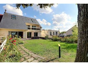 Vente maison 9 pièces 210 m² à Verrieres-le-buisson (91370)  849 000 €