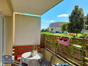 Location appartement 2 pièces 50 m² à Niort (79000)