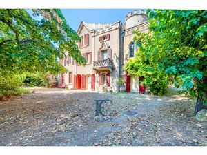 Château à vendre dans le quartier Centre Ville