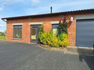 Loue local commercial entrepôt 200²