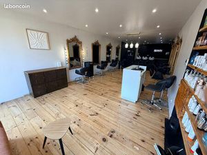 Boutique 66 m² GARDANNE