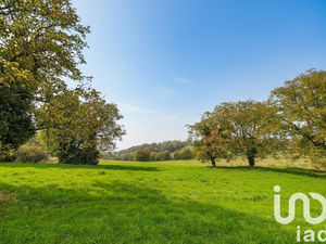 Vente terrain 674 m² à Beauregard-Vendon (63460)  62 000 €