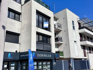 ** SUPERBE APPARTEMENT DE 2 PIECES D'ENVIRON 40m2 EXPOSÉ PLE