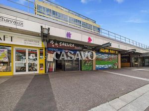 Vente commerce 87 m² Montreuil (93100)