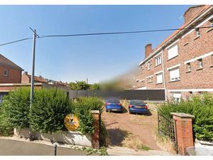 Vente terrain 150 m² à Lille (59000)  84 250 €
