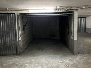 À louer – Box sécurisé pour véhicule – Paris 3e (Temple / République)