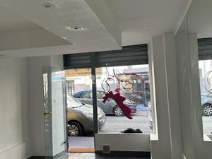 Vente locaux professionnels 19 m² à Le Muy (83490)  88 000 €