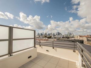 Location appartement 4 pièces 102.8 m² à Courbevoie (92400)  3 208 €