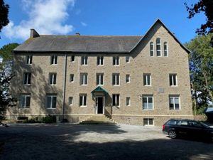 Location appartement 3 pièces 75 m² à Kerlaz (29100)  800 €