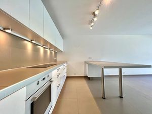 Location meublée appartement 3 pièces 61.27 m² à Saint-raphael (83700)  1 490 €