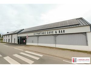 Location locaux professionnels 85 m² à Pont-Péan (35131)  1 105 €