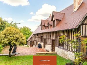 Maison Ancienne de Standing avec Piscine et Vue Campagne