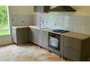 Location maison  m² T-5 à Saugnac-et-Cambran  1 090 €