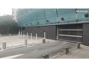 Place de parking couverte