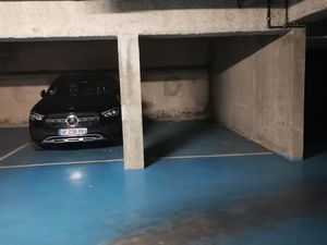 Place de parking souterrain Antony