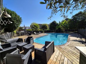 CADILLAC - QUARTIER DU PONT - MAGNIFIQUE BATISSE - PARC 5000M² - PISCINE - TERRAIN DE TENN