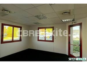 Location bureau BOURGOIN JALLIEU 44 m²