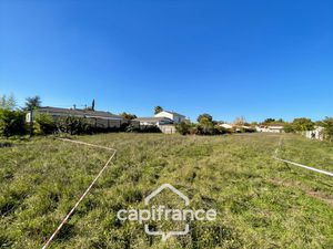 Terrain à vendre PAREMPUYRE 780m2 147 000€