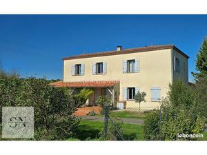 Maison 6 pièces 221 m²