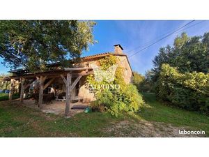 Maison 8 pièces 214 m²