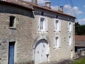 Vente maison 5 pièces 140 m² Coulonges (16330)